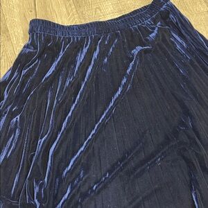 Chaps Pleated Navy Velvet Midi Skirt